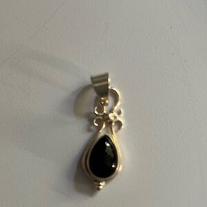 Black onyx and sterling 1.25" pendant